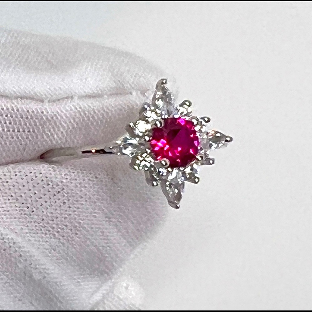 Sale $18 Firm! .925 Sterling Silver Starburst Simulated Ruby Cz Ring - Picture 11 of 15